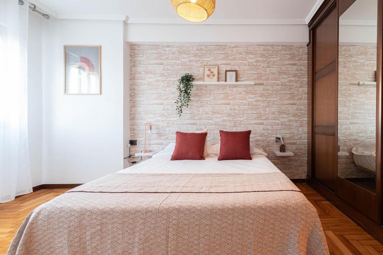 Amplia Vivienda Con Garaje Vigo Exterior foto