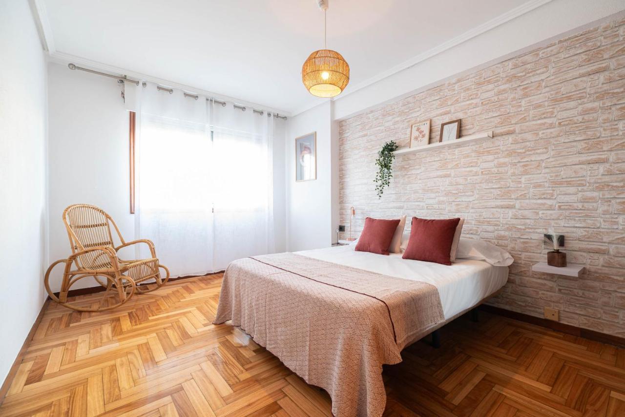 Amplia Vivienda Con Garaje Vigo Exterior foto